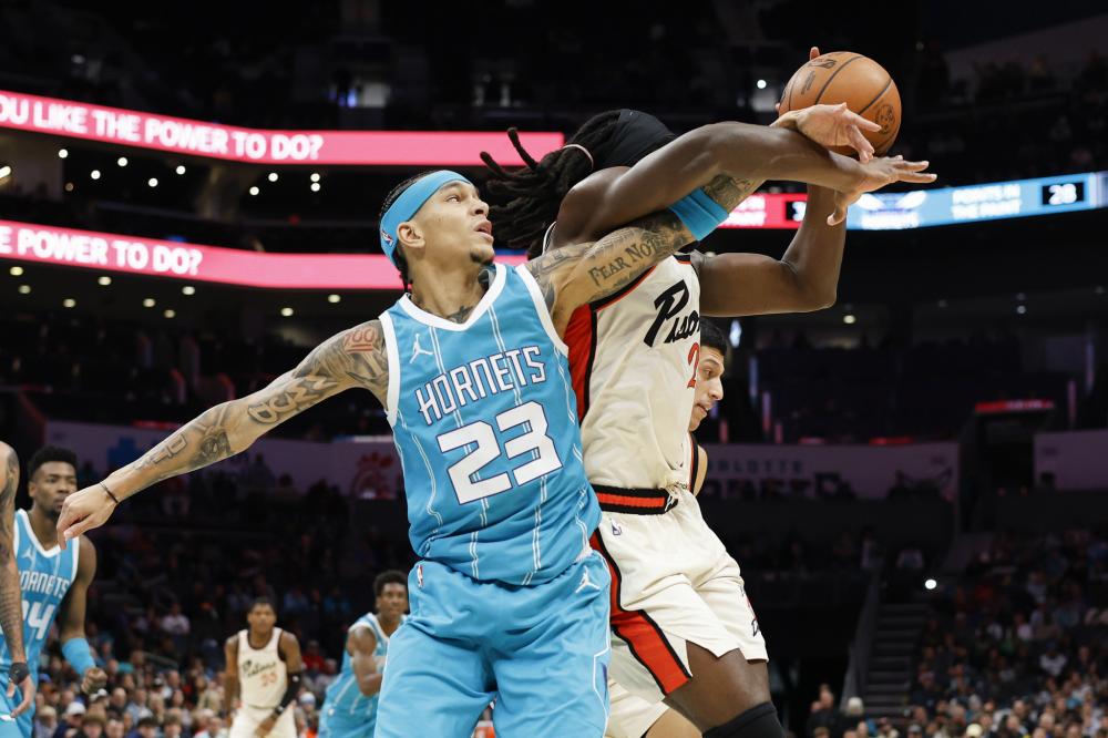 考验樊振东 考验樊振东