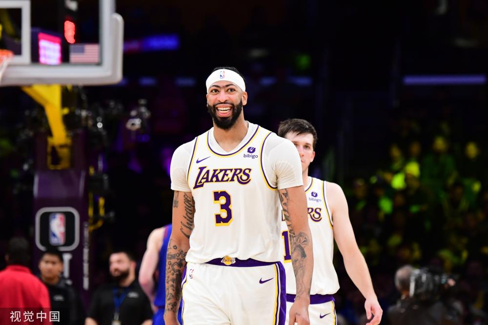 勇士有六名 勇士有六名